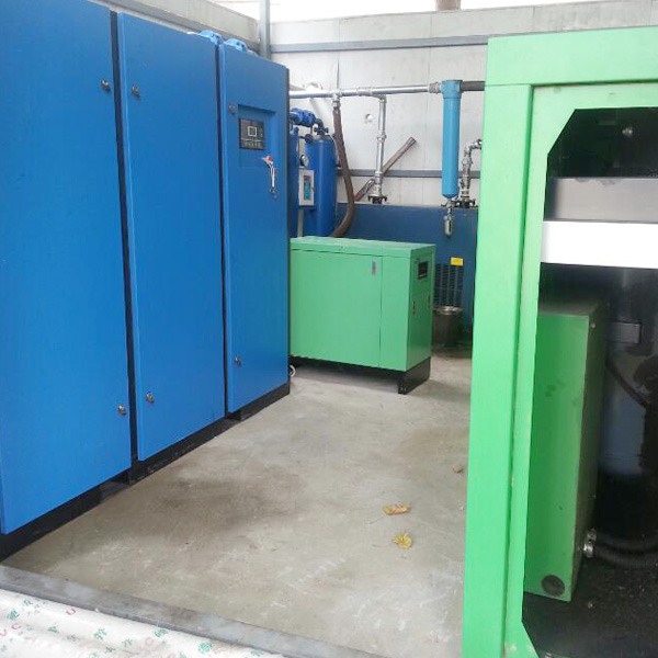 空壓機廢熱回收機90KW(125HP)(圖1)