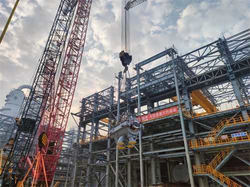 廣西石化煉化一體化乙烯裝置裂解氣壓縮機(jī)大型機(jī)組主體就位(圖3)