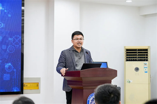 南京航空航天大學(xué)機(jī)電學(xué)院2024年“斯可絡(luò)獎(jiǎng)勵(lì)基金”頒獎(jiǎng)典禮(圖8)