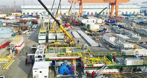 科瑞油氣多臺(tái)套燃驅(qū)壓縮機(jī)組下線交付(圖2)