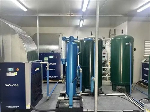 合作暢想 未來規(guī)劃 德耐爾壓縮空氣壓縮機(jī)組落戶高校(圖1)