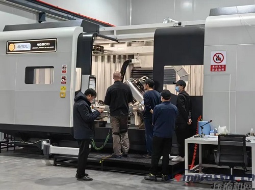 江蘇省機械行業(yè)協(xié)會壓縮機分會第二次會員會議和技術(shù)專家認(rèn)證會議(圖19)