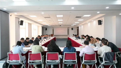 薩震壓縮機(jī)榮獲“2024年金山區(qū)數(shù)字化轉(zhuǎn)型標(biāo)桿企業(yè)”稱(chēng)號(hào)(圖1)