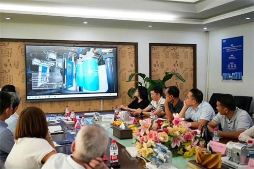 東南亞千萬(wàn)級(jí)空壓機(jī)代理商訪問(wèn)斯可絡(luò)(SCR)中國(guó)空氣壓縮機(jī)總(圖3)