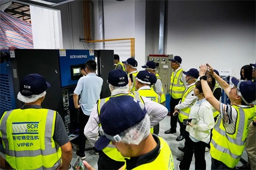 東南亞千萬(wàn)級(jí)空壓機(jī)代理商訪問(wèn)斯可絡(luò)(SCR)中國(guó)空氣壓縮機(jī)總(圖6)