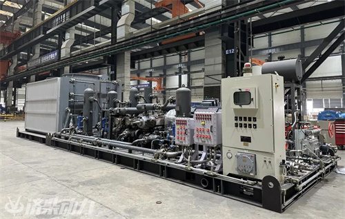 濟(jì)柴動(dòng)力超深井70兆帕高壓注氣壓縮機(jī)成功投入使用(圖3)