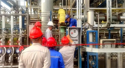 安徽碳鑫年產(chǎn)3萬噸乙基胺項(xiàng)目循環(huán)氫壓縮機(jī)(圖1)