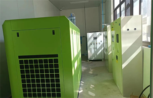 55KW風(fēng)冷無油螺桿空氣壓縮機(jī)和后處理成套設(shè)備(圖2)