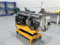 國內(nèi)制動系統(tǒng)無油空壓機風(fēng)源系統(tǒng)在亦莊線004和013列車上穩(wěn)(圖1)