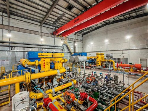 普光氣田主體濕氣增壓工程2號增壓站4號壓縮機組8000小時三(圖1)